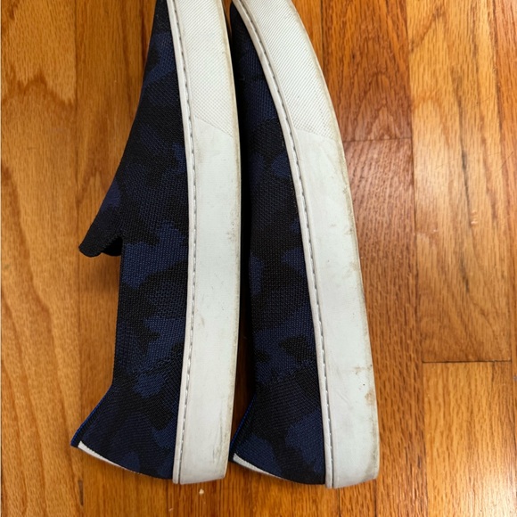 Midnight Camo Size 12 Rothys Sneakers - Picture 4 of 4